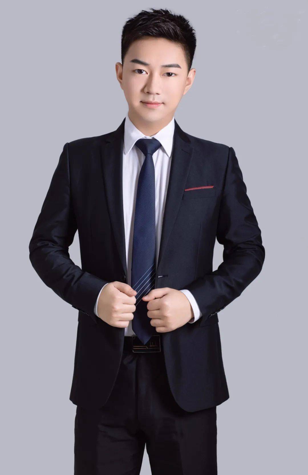 万仕芬 跟组制片负责人